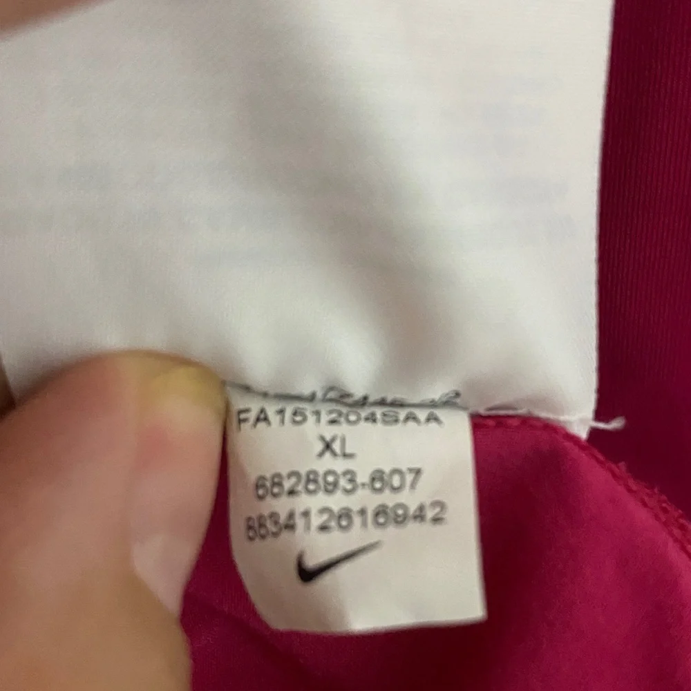 Nike Dri-Fit Tank Top - Picture 11 of 12